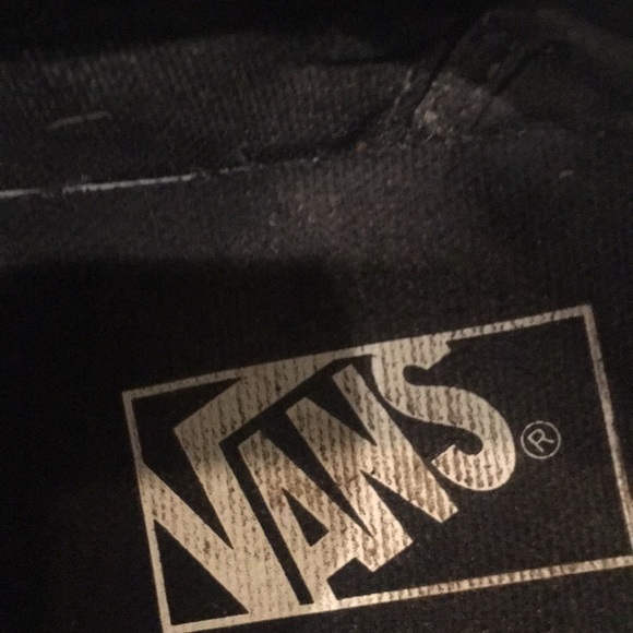 Vans - Picture 3 of 5